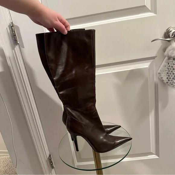 Icône Knee High Pointed Stiletto Boots in Deep Brown Leather